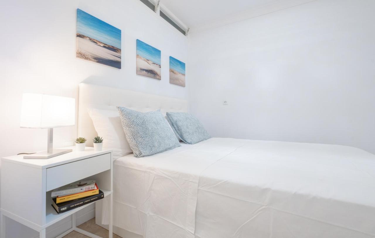 La Maricita Cristianos - Beach Front & Sea View 洛斯克里斯蒂亚诺斯 外观 照片